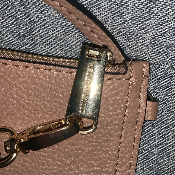 Steve Madden Wristlet - Picture 4 of 5